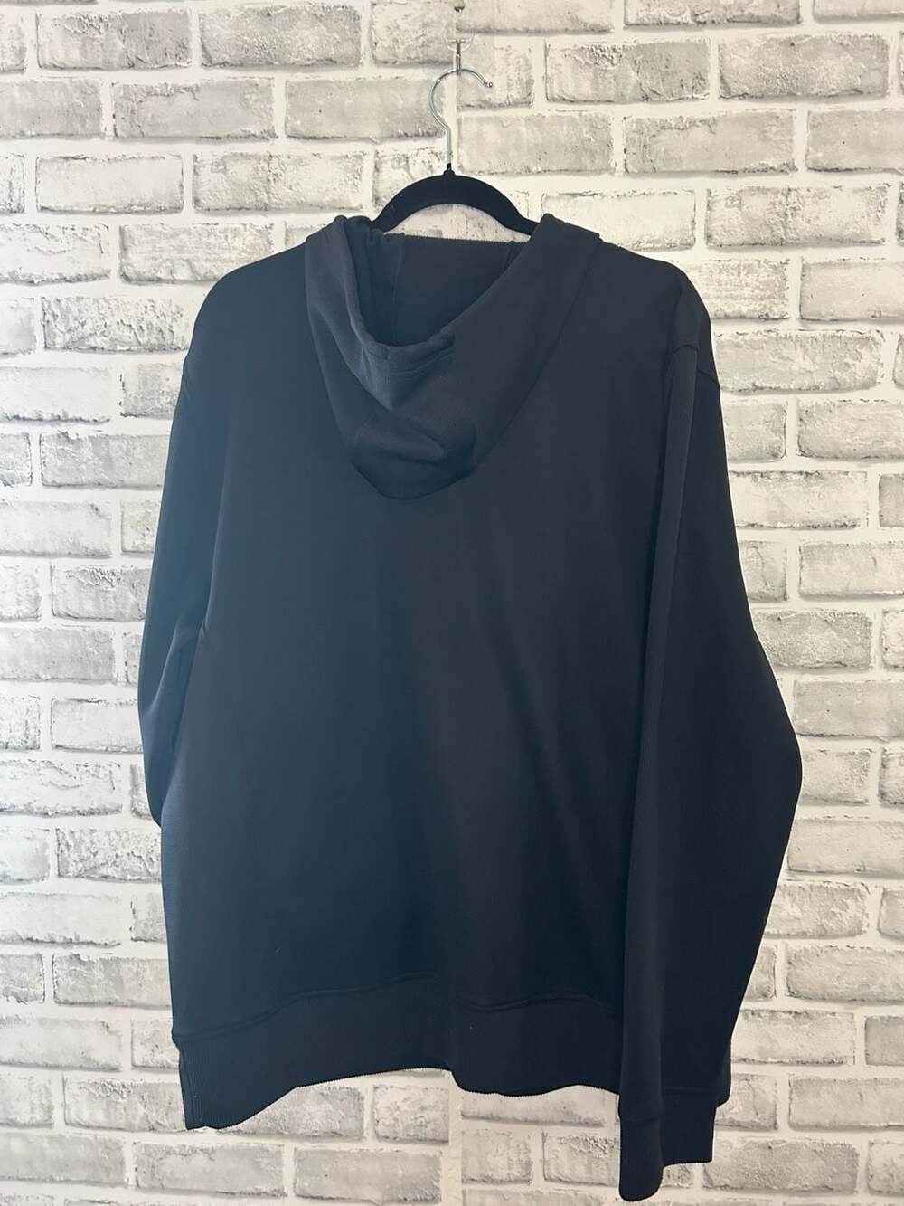 Gerry Men's Black Textured Pullover Hoodie - Picture 2 of 5
